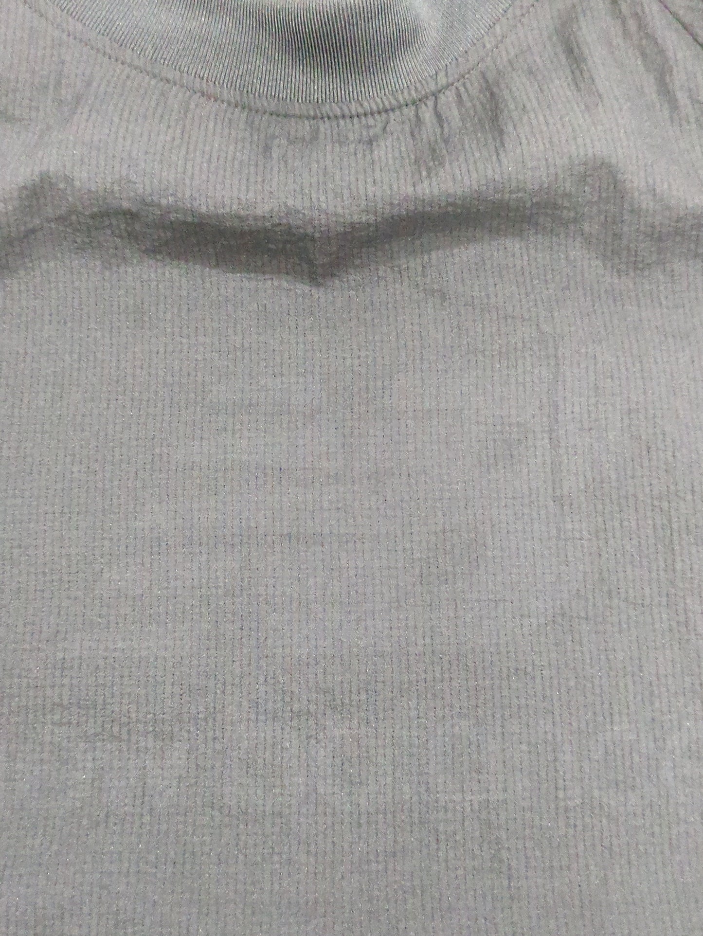 NB Grey ウーブン Tシャツ