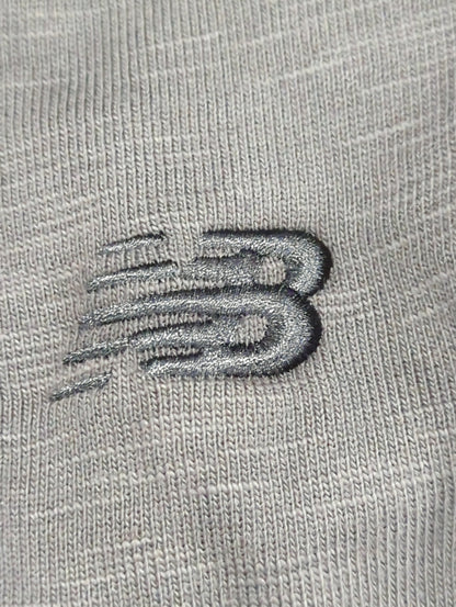 NB GREY Tシャツ