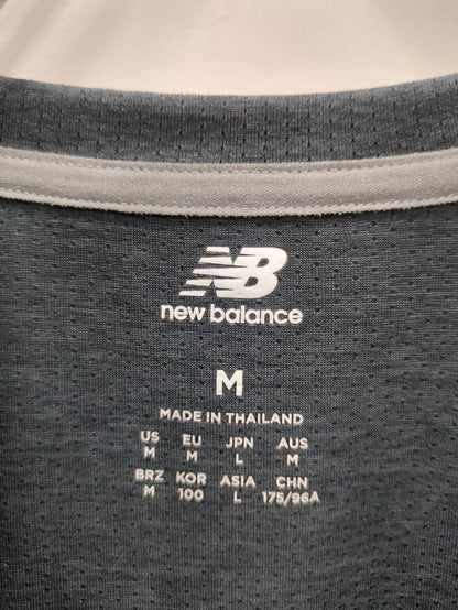 Athletics グラフィック ショートスリーブTシャツ