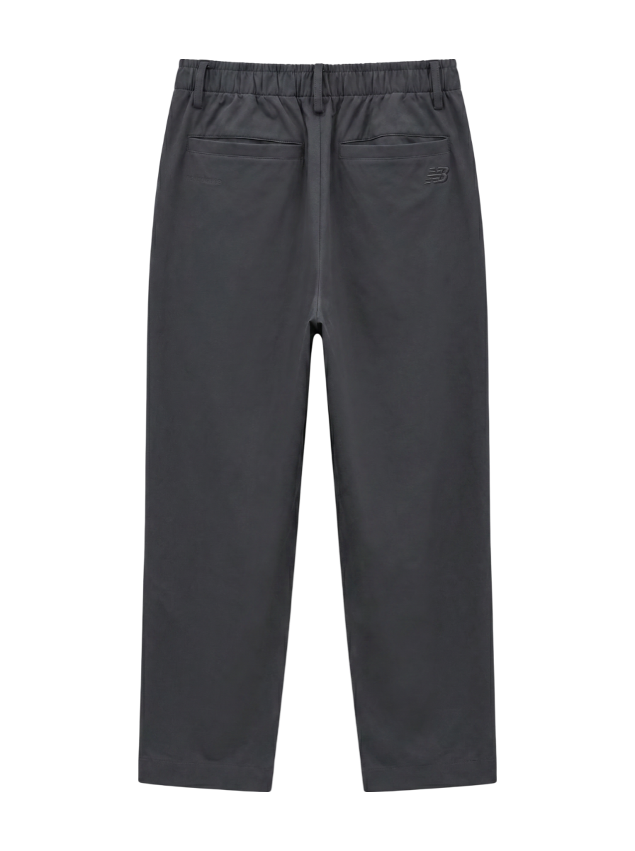 NB GREY テーパードパンツ