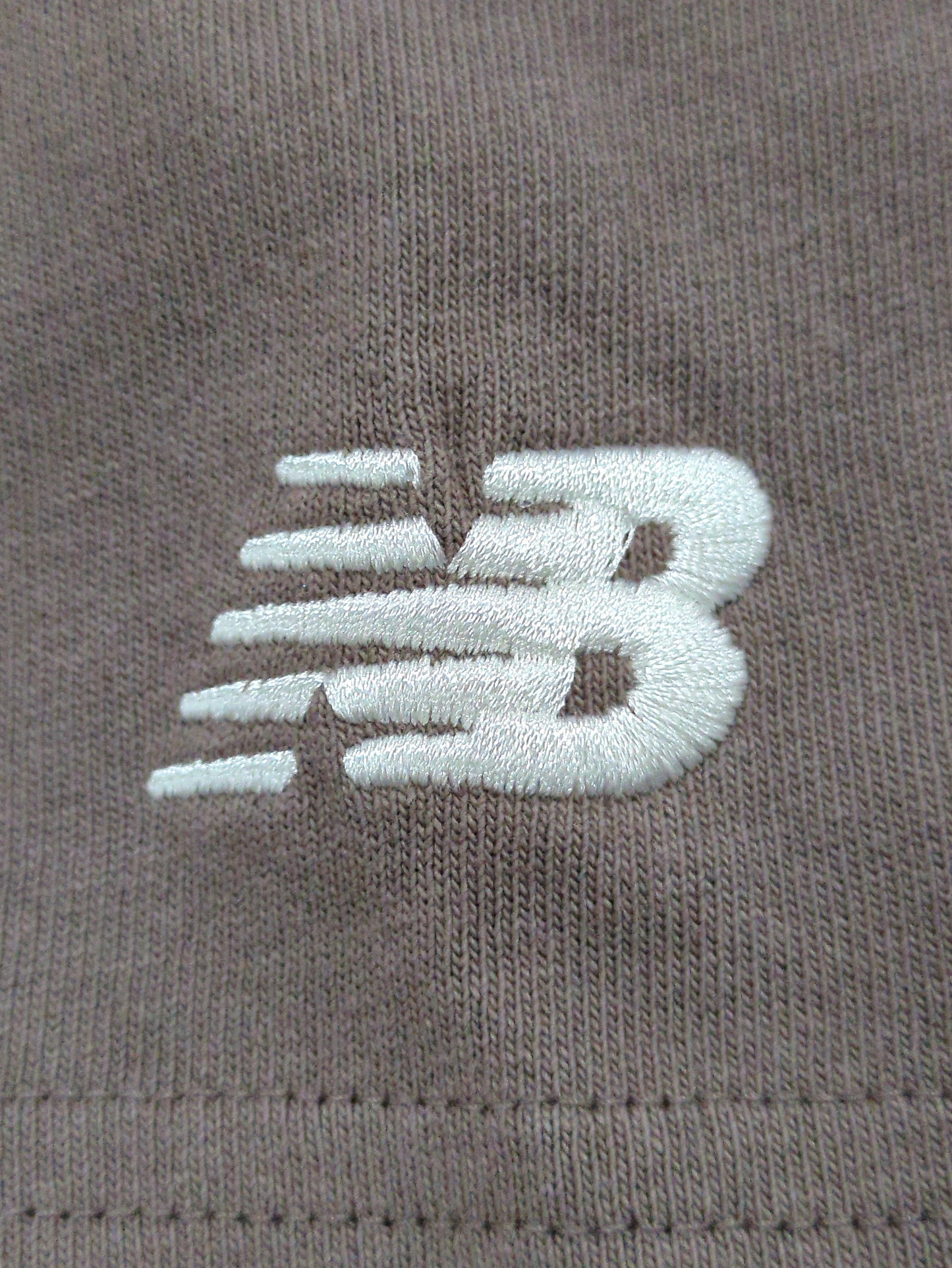AthleticsグラデーションシューズショートスリーブTシャツ