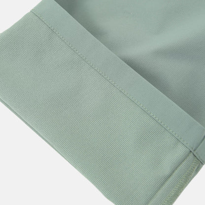 ウーブンパンツ