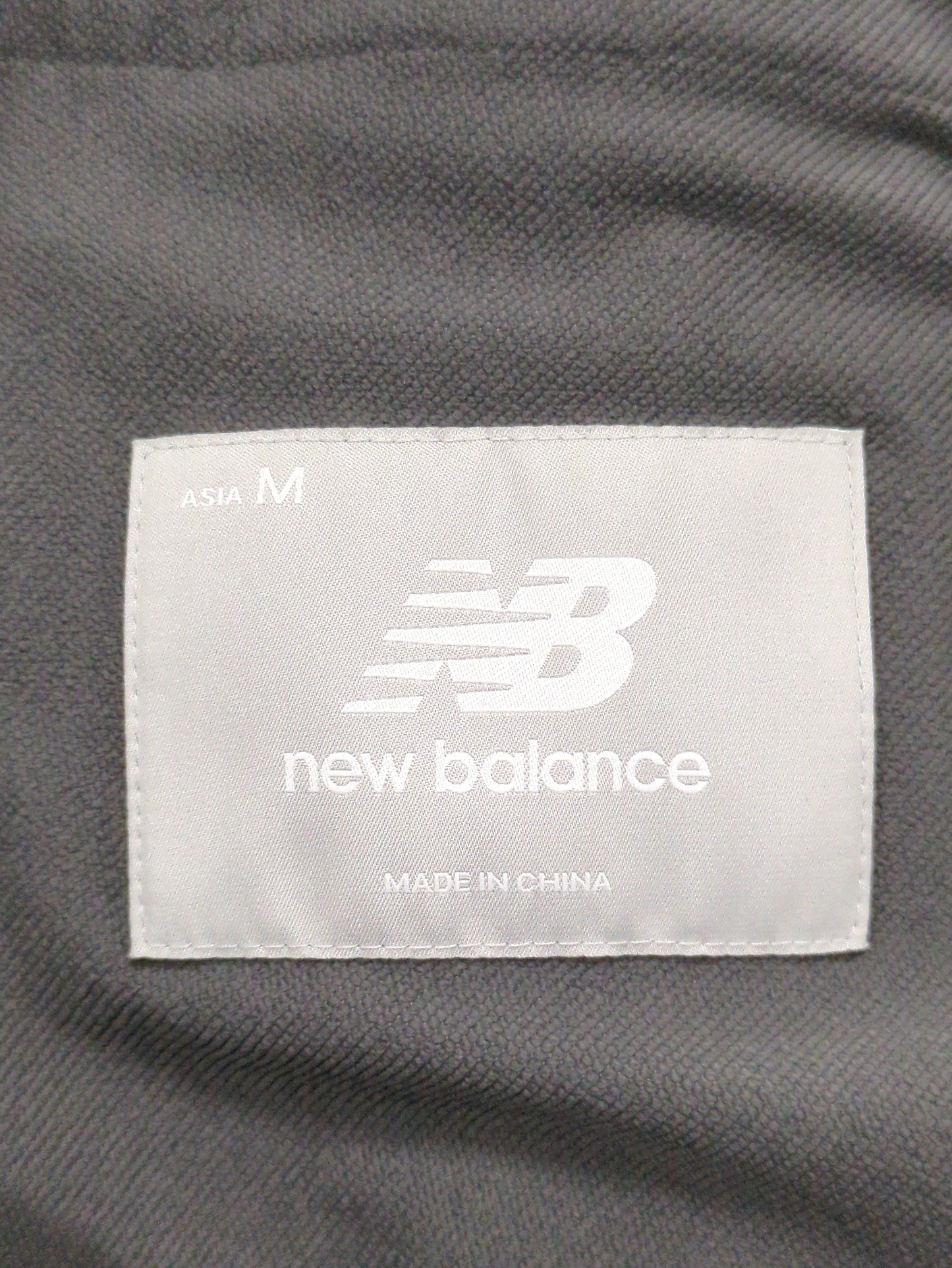 NB GREY テーパードパンツ