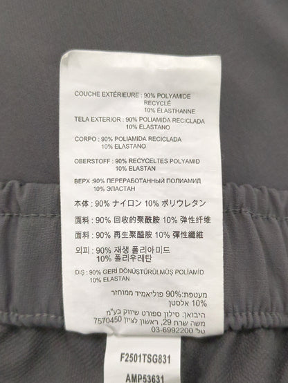 NB GREY テーパードパンツ