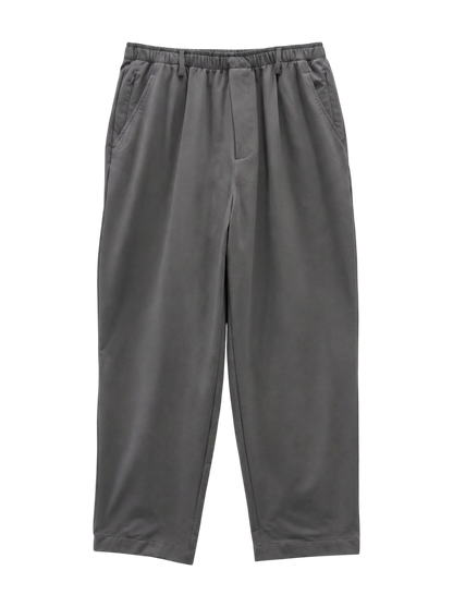NB GREY テーパードパンツ