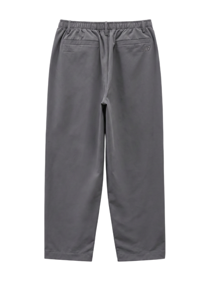 NB GREY テーパードパンツ