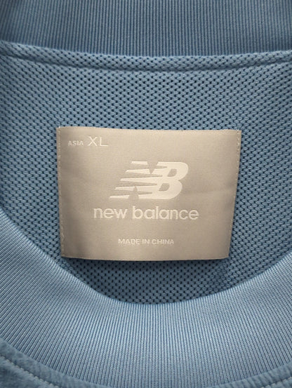 NB Grey ウーブン Tシャツ