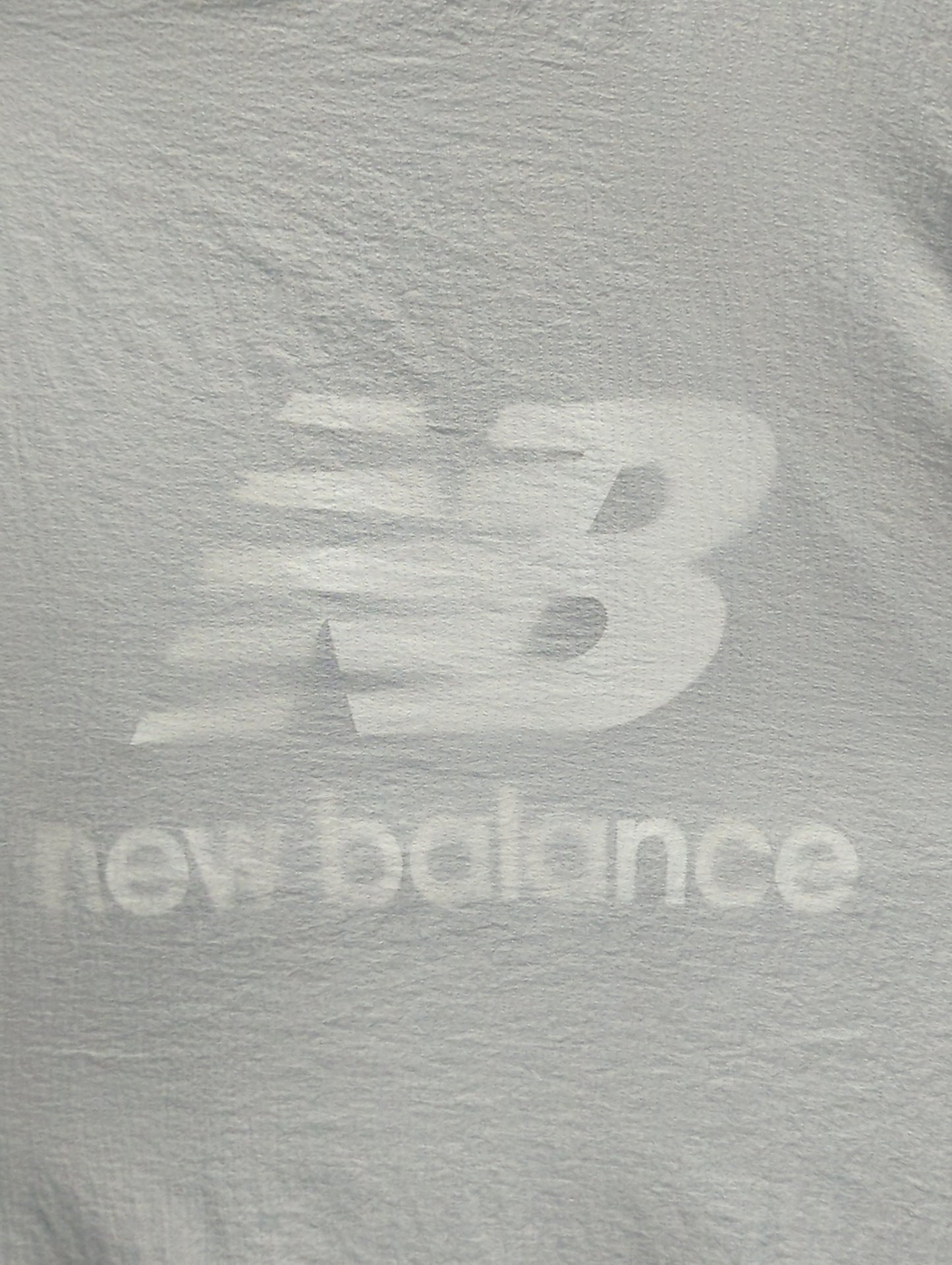 NB Grey ウーブン Tシャツ