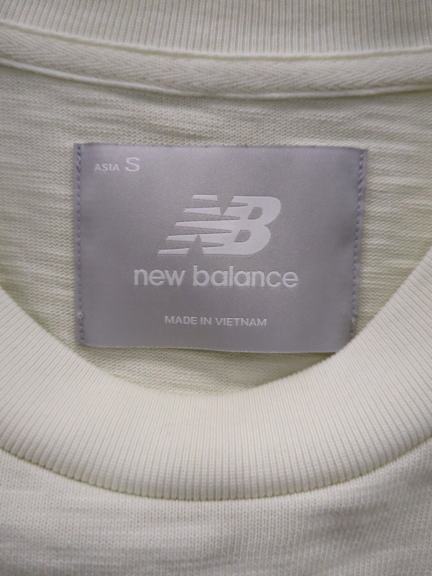 NB GREY Tシャツ