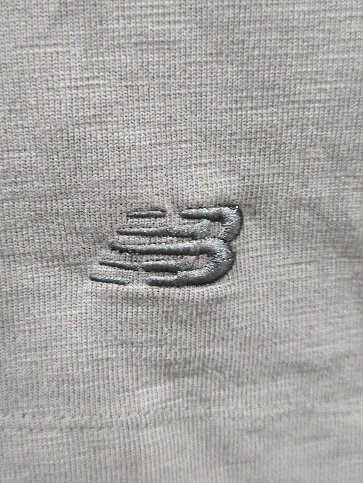 NB GREY Tシャツ
