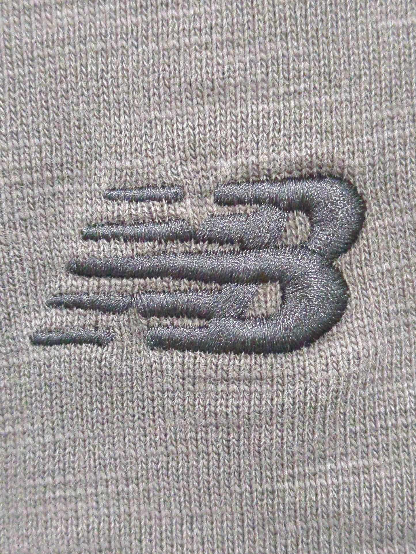 NB GREY Tシャツ