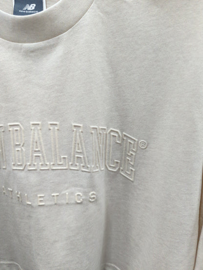 エンボスグラフィック ジャージショートスリーブTシャツ