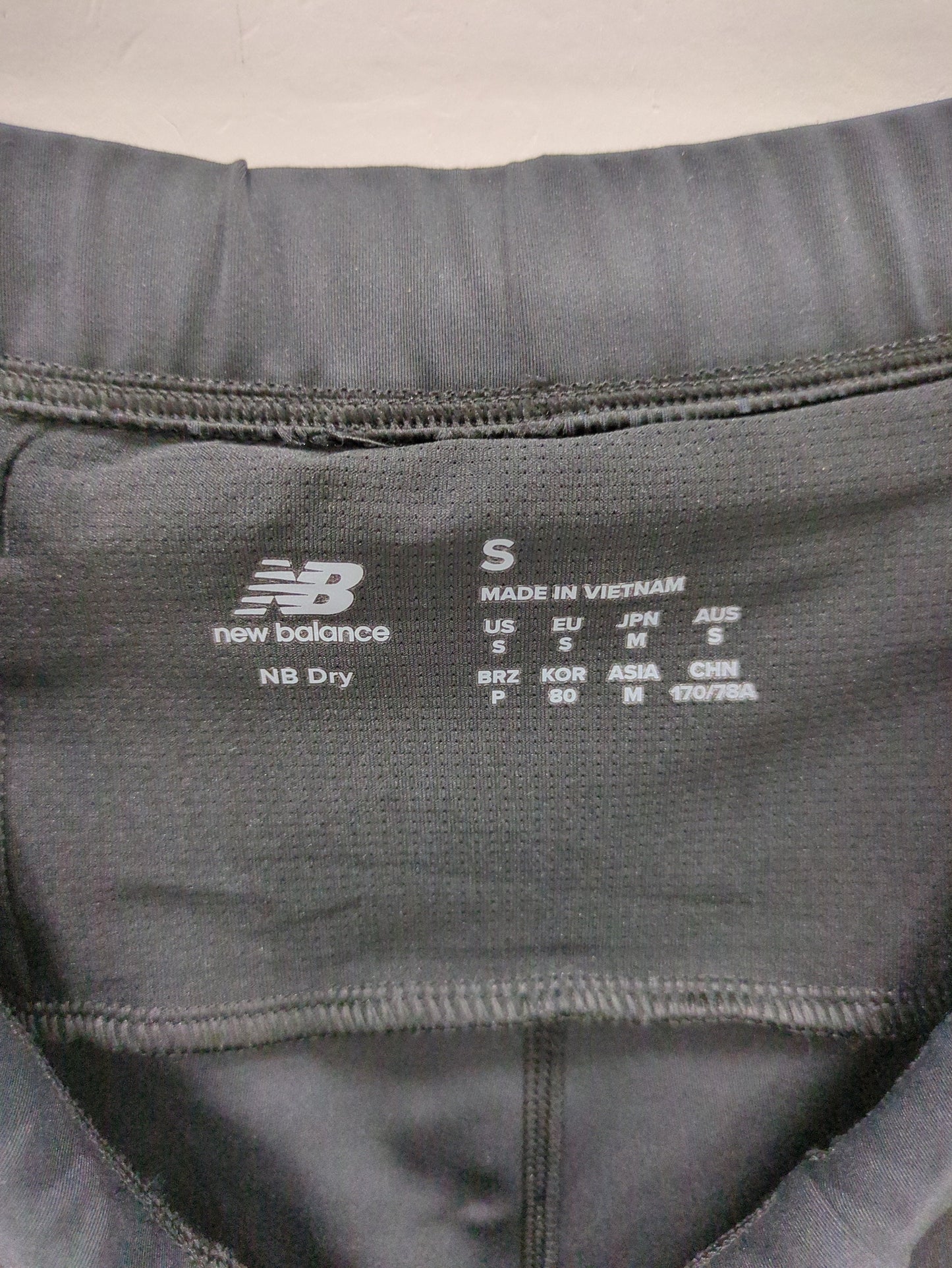 NB Sleek タイツ（ポケット付き）