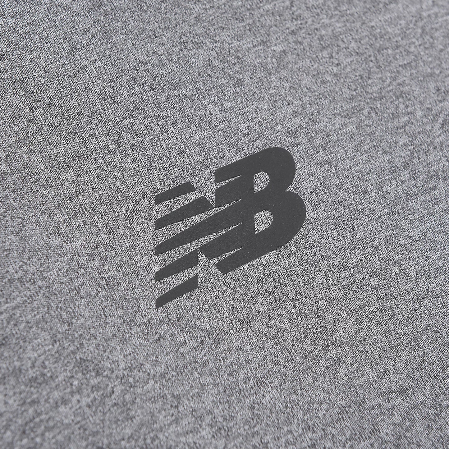 パフォーマンスカードボードフーディ