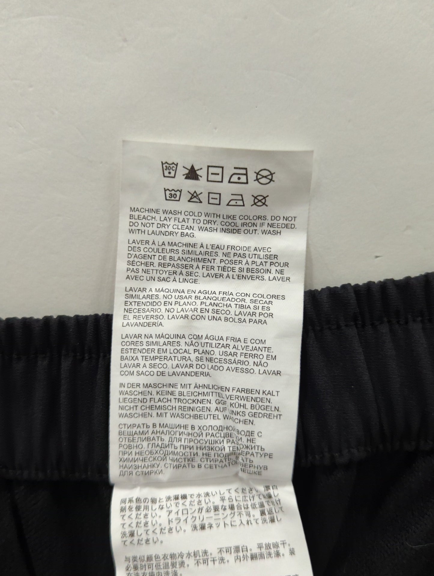 NB GREY テーパードパンツ