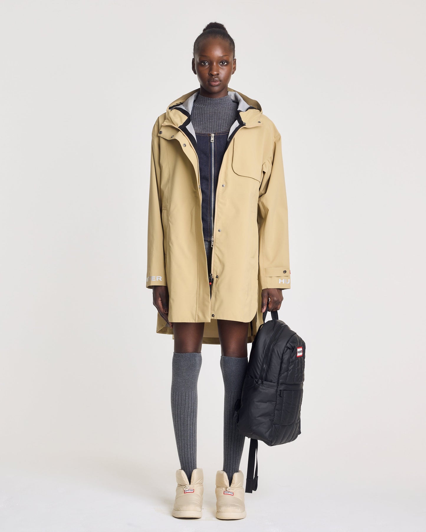 レディース イン/アウト パファー ブーティ