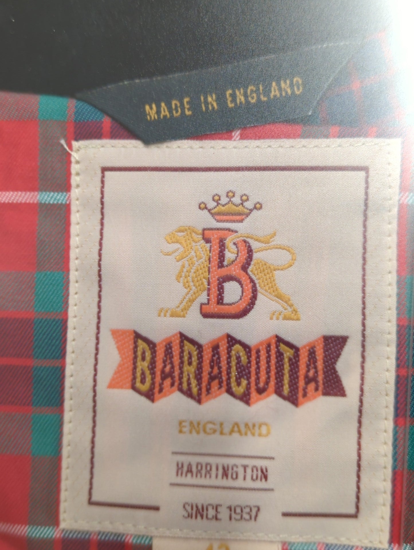 BARACUTA:ブルゾン