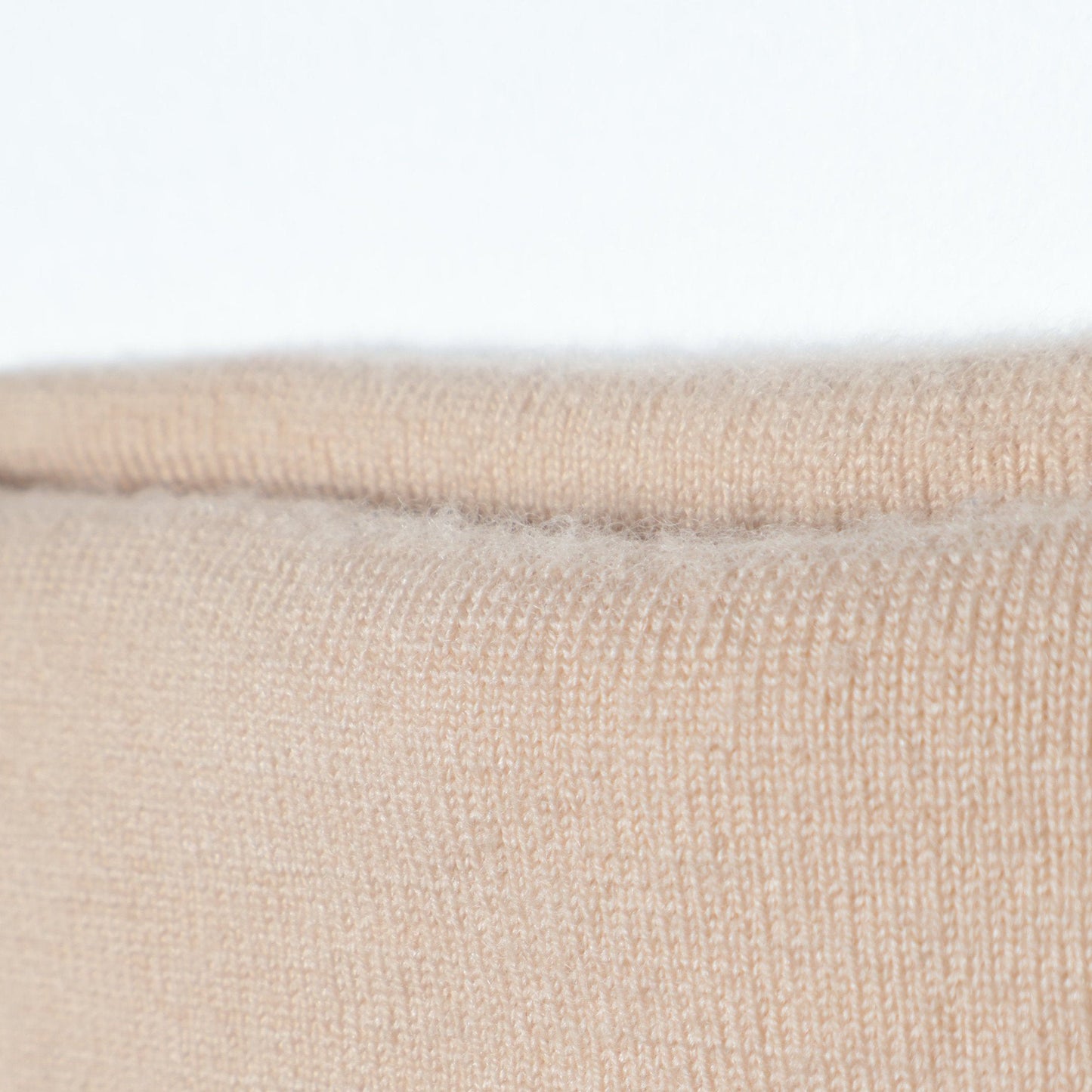 SD:【テレワーク対応可能】16ゲージ タートルネック ニット