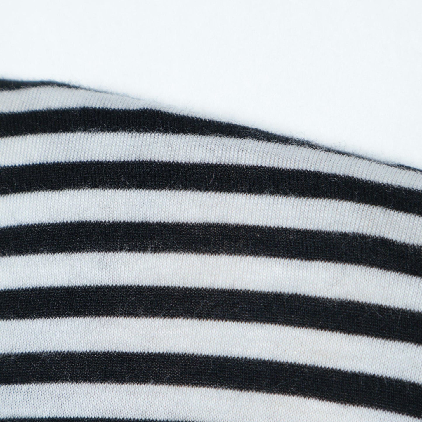 LY CTN 19BDR DRAPE L/S P.O