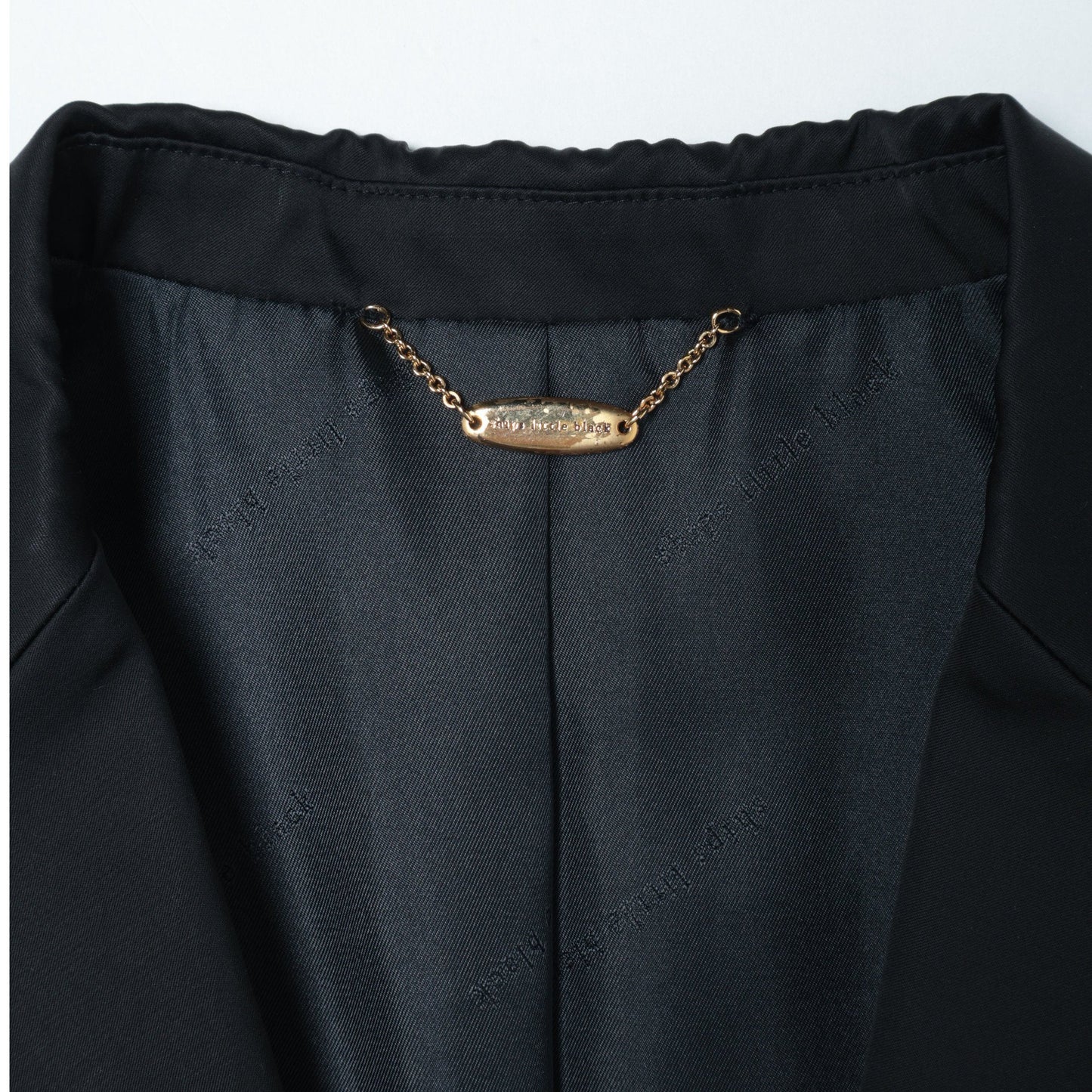 little black:ジャケット