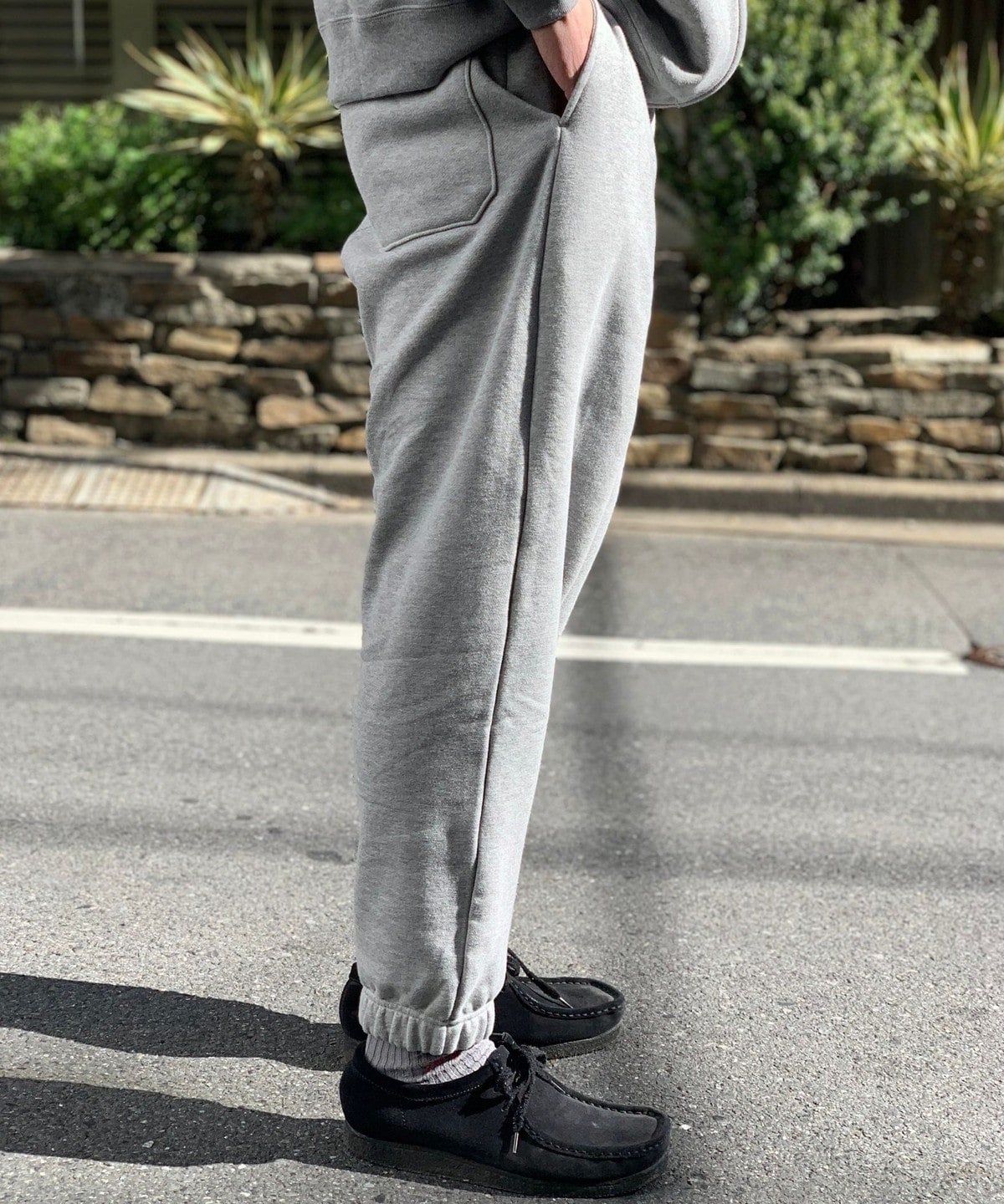 YAAH: SWEAT PANTS