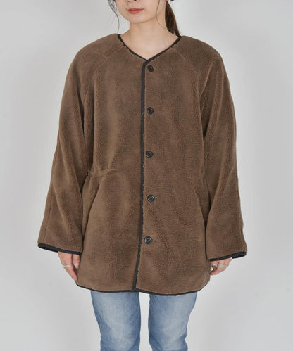 Khaju:リバーシブルノーカラードロストボアコート