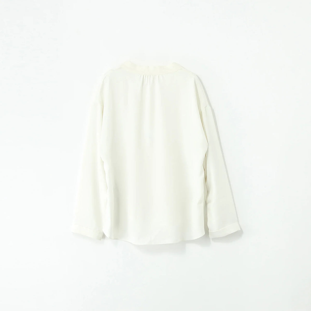 SHIPS:311440001BO-TIE L/S BL