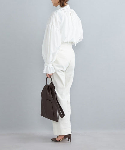 〈手洗い可能〉ハイネックリボンブラウス