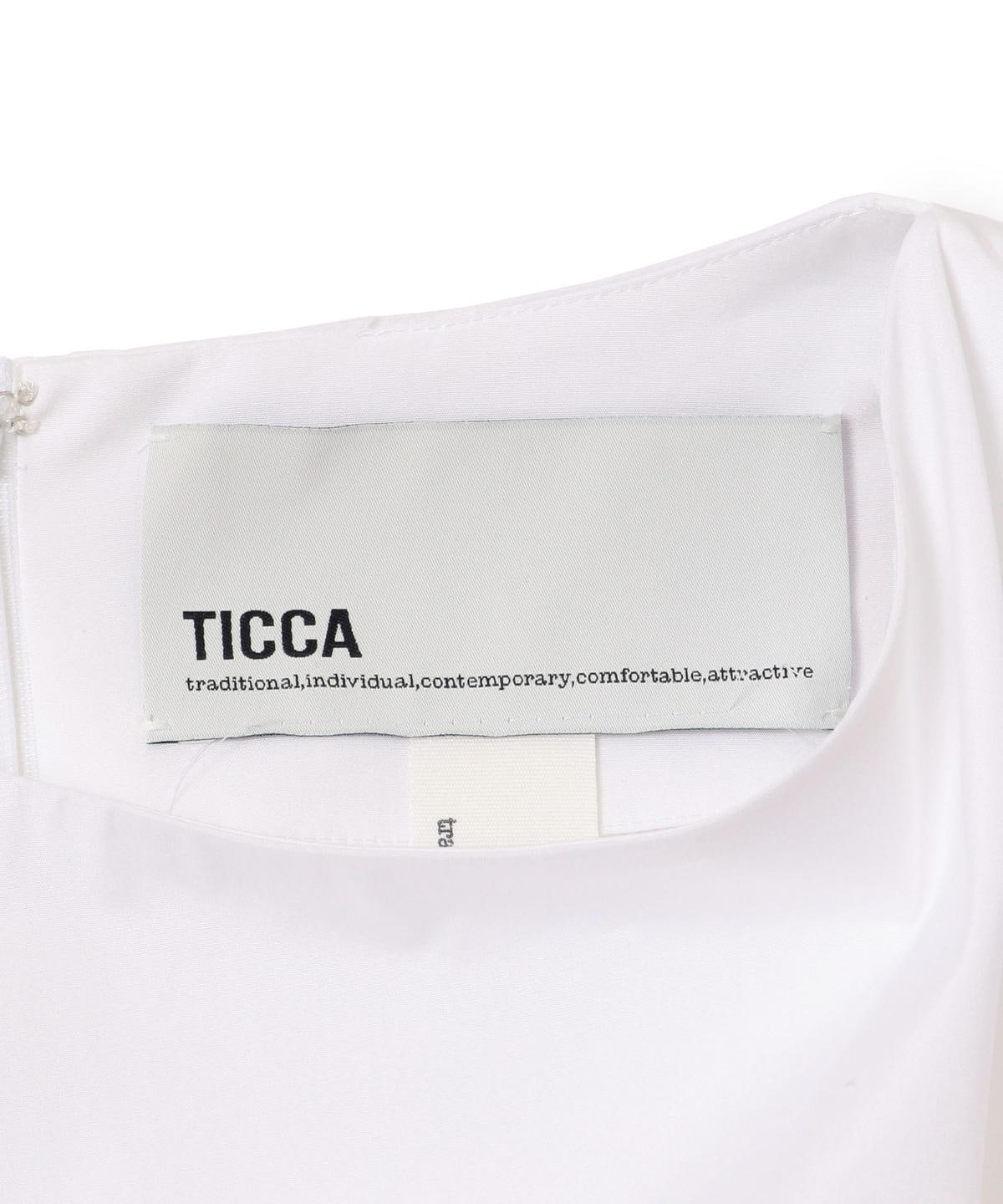TICCA:レーススリーブブラウス