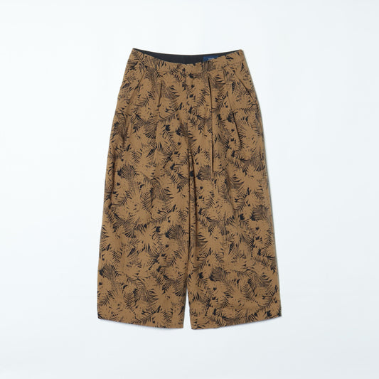 SHIPS:LEAF/P WIDE TUCK PT