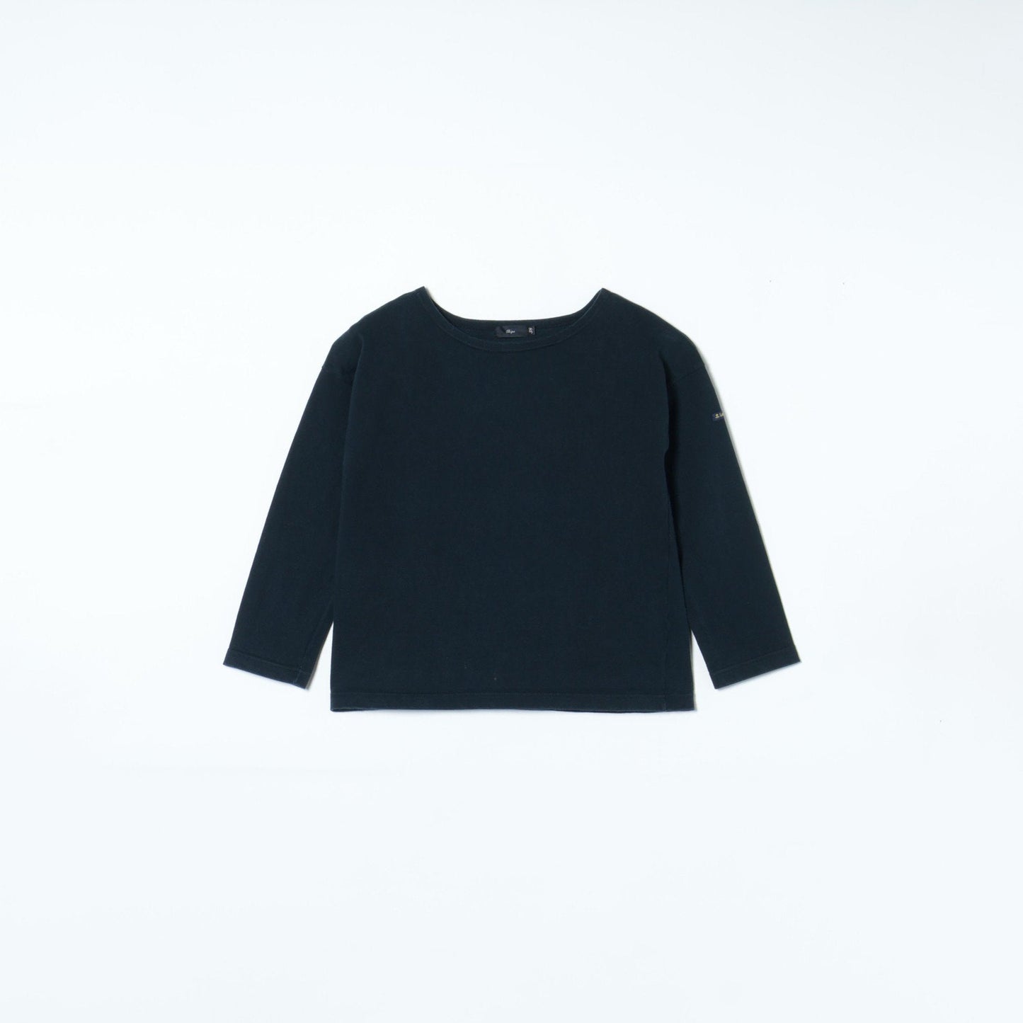Le minor: バスクTEEソリッド