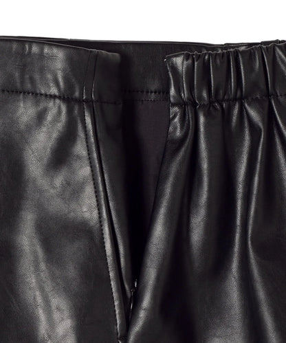 PrimaryNavyLabel:フェイクレザーショートパンツ
