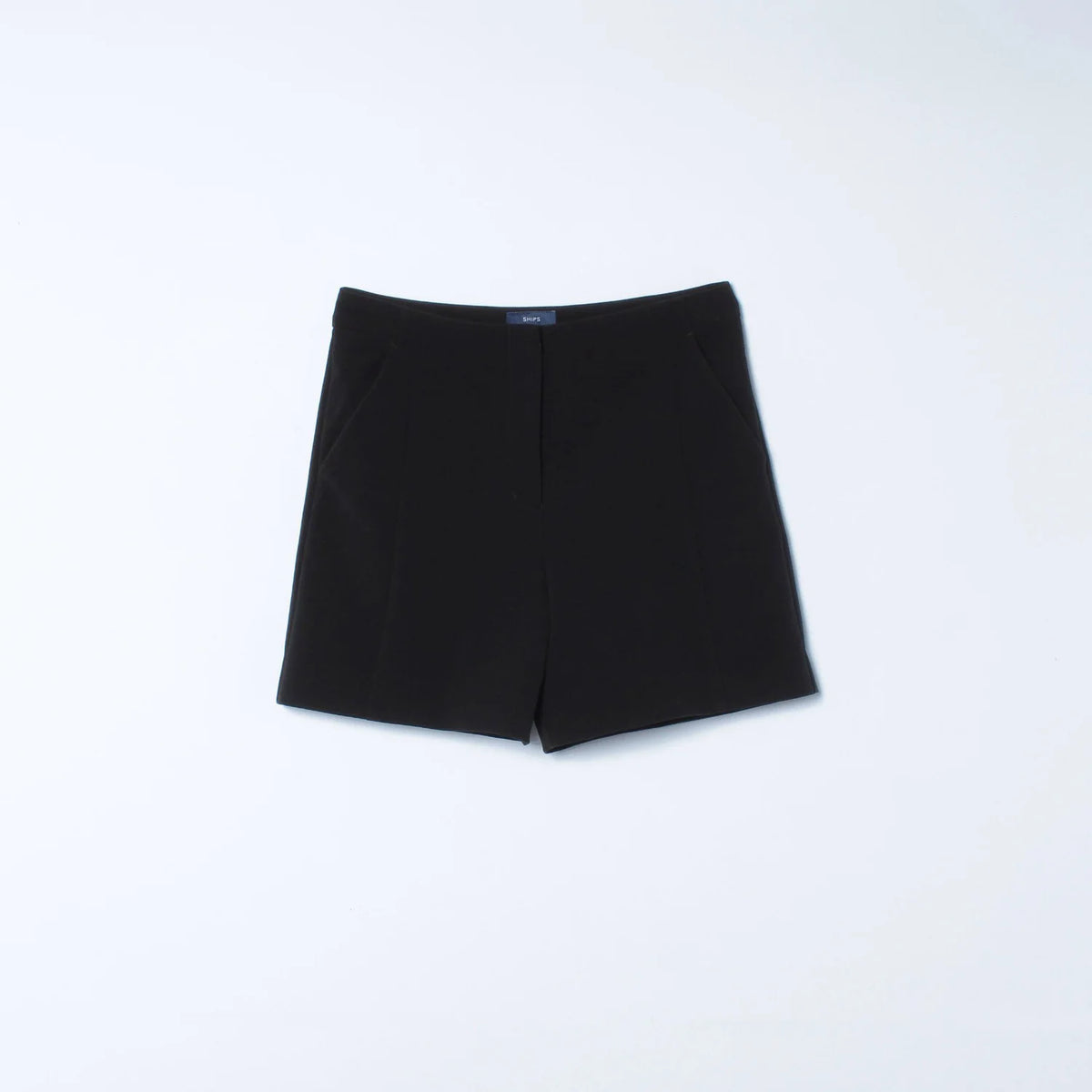 HI-WAIST SHORTS