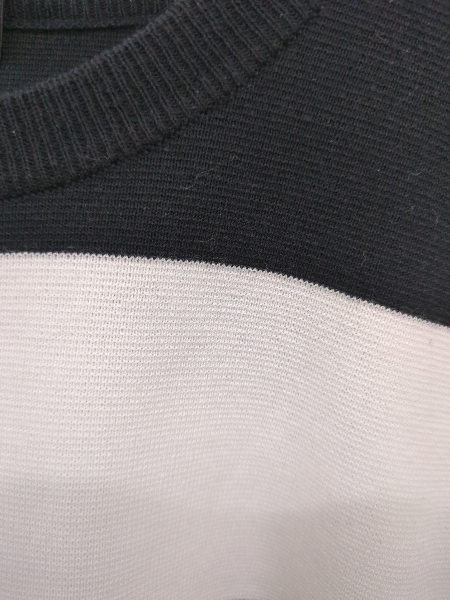 NL:CTN 16G MILANORIB N/S POV