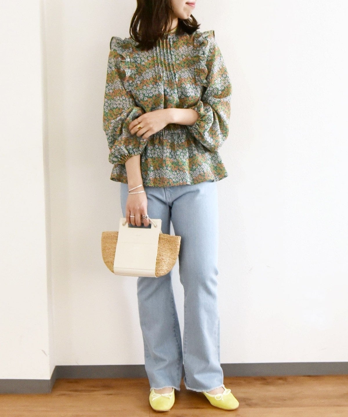 SHIPS any:〈ウォッシャブル〉Longchamp フラワー プリント フリル ギャザー ブラウス