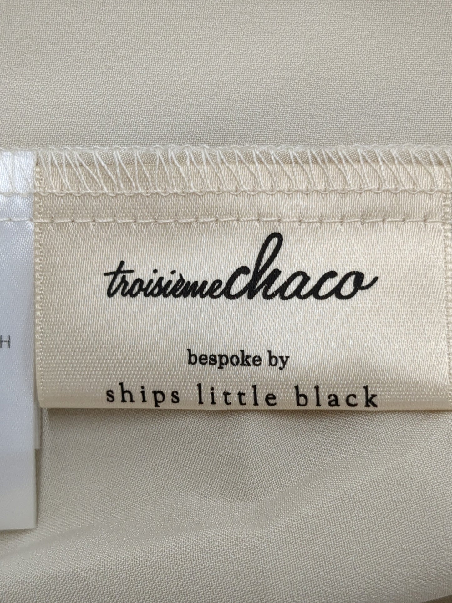 〈結婚式・パーティ〉【SHIPS別注】troisiemeCHACO:〈手洗い可能〉サテン リボン ブラウス