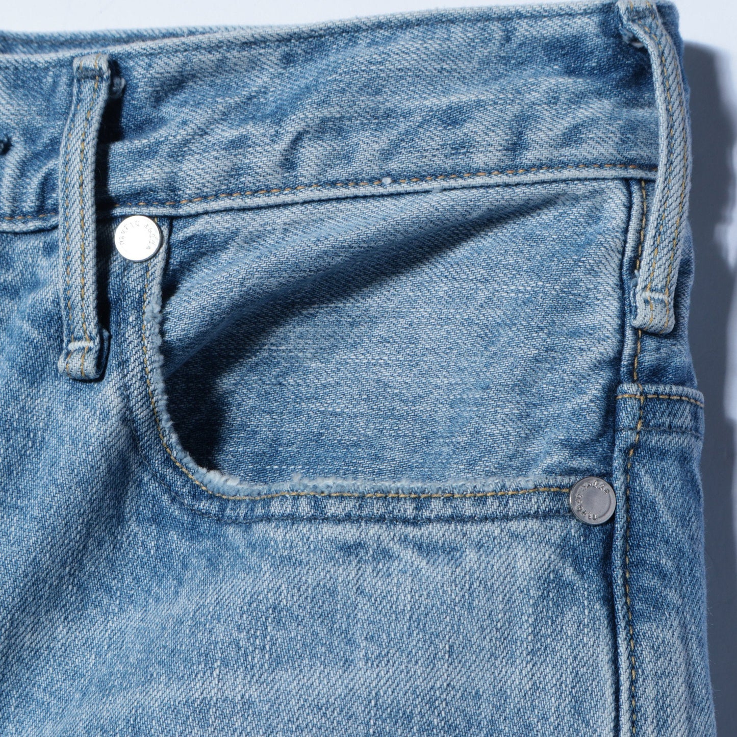 UPPER HIGHTS:パンツ