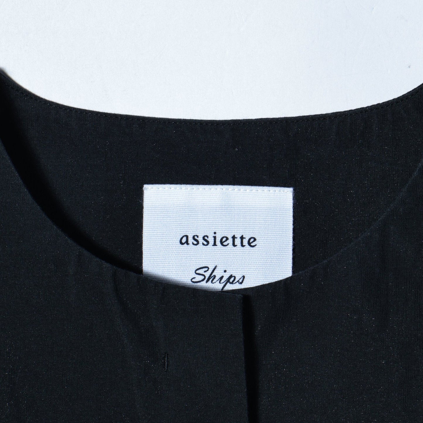 assiette:〈手洗い可能〉クルーネック ショート トップス