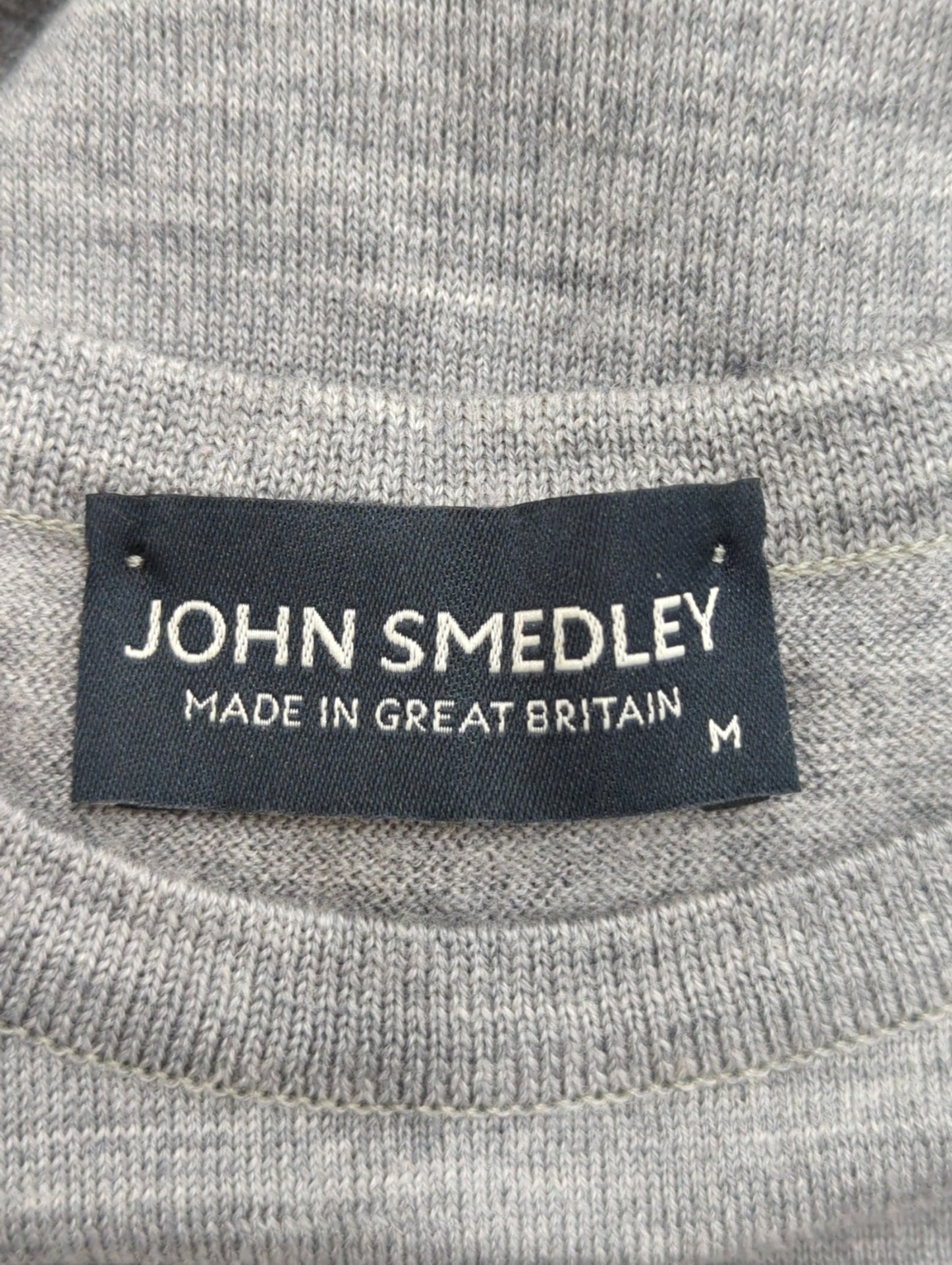 JOHN SMEDLEY:ニット/セーター