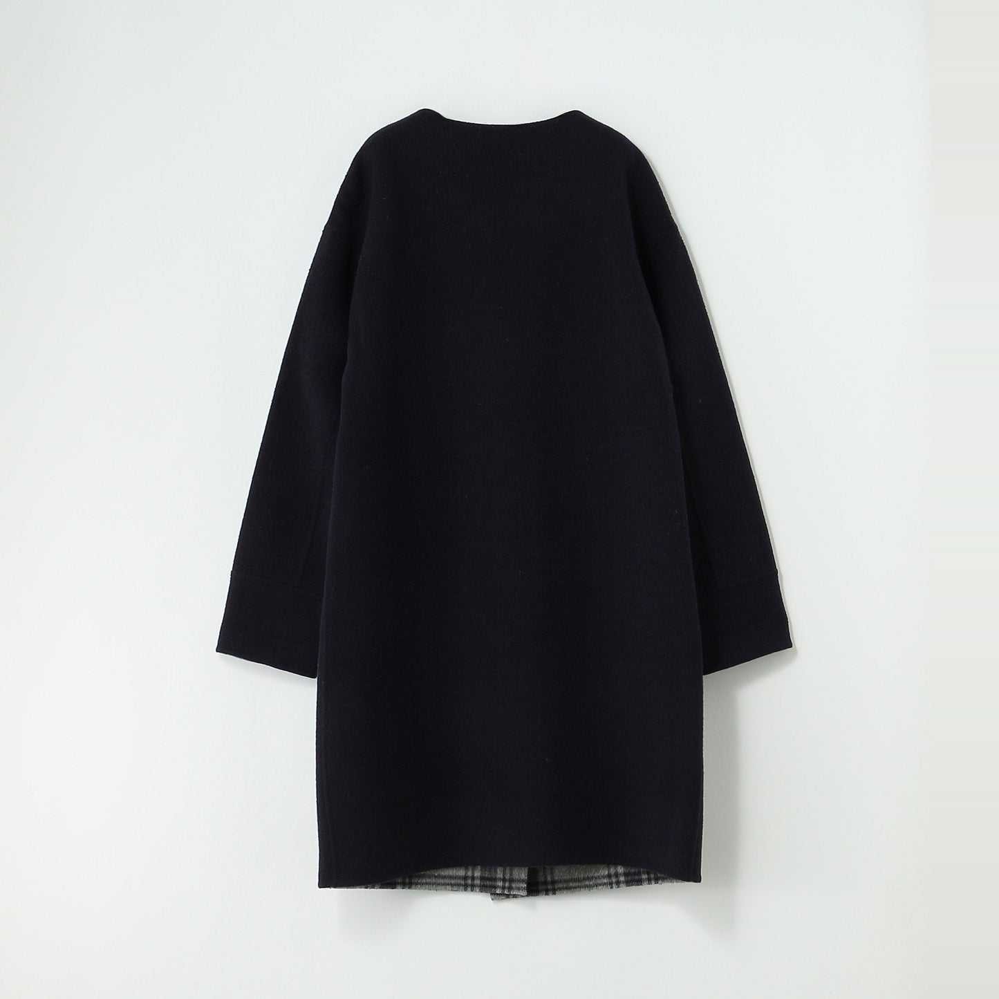 SHIPS:WL/NYN NO/C REVER COAT