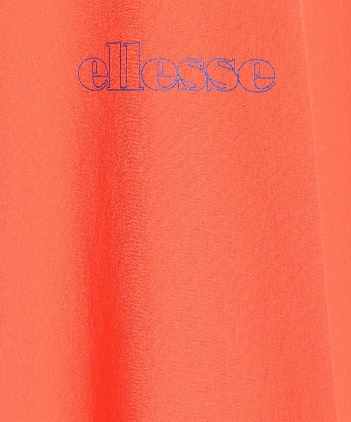 ellesse:ロゴハイブリッドTee