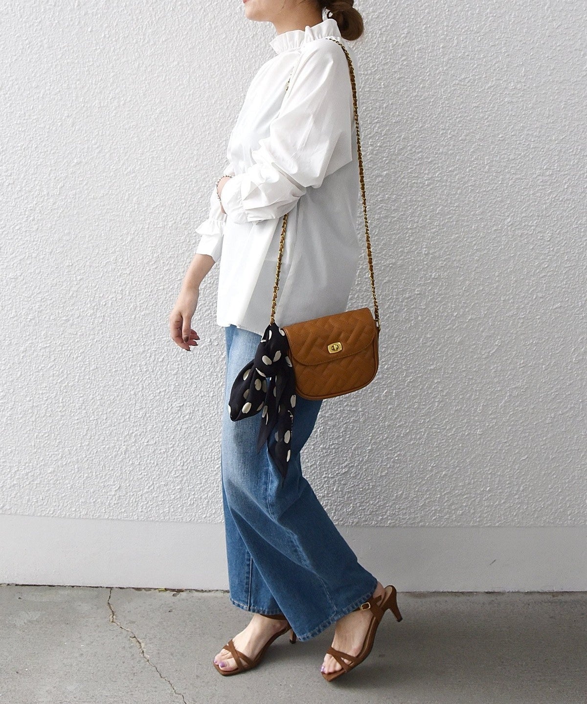 SHIPS any:〈洗濯機可能〉REPREVE ポイント フリル ブラウス