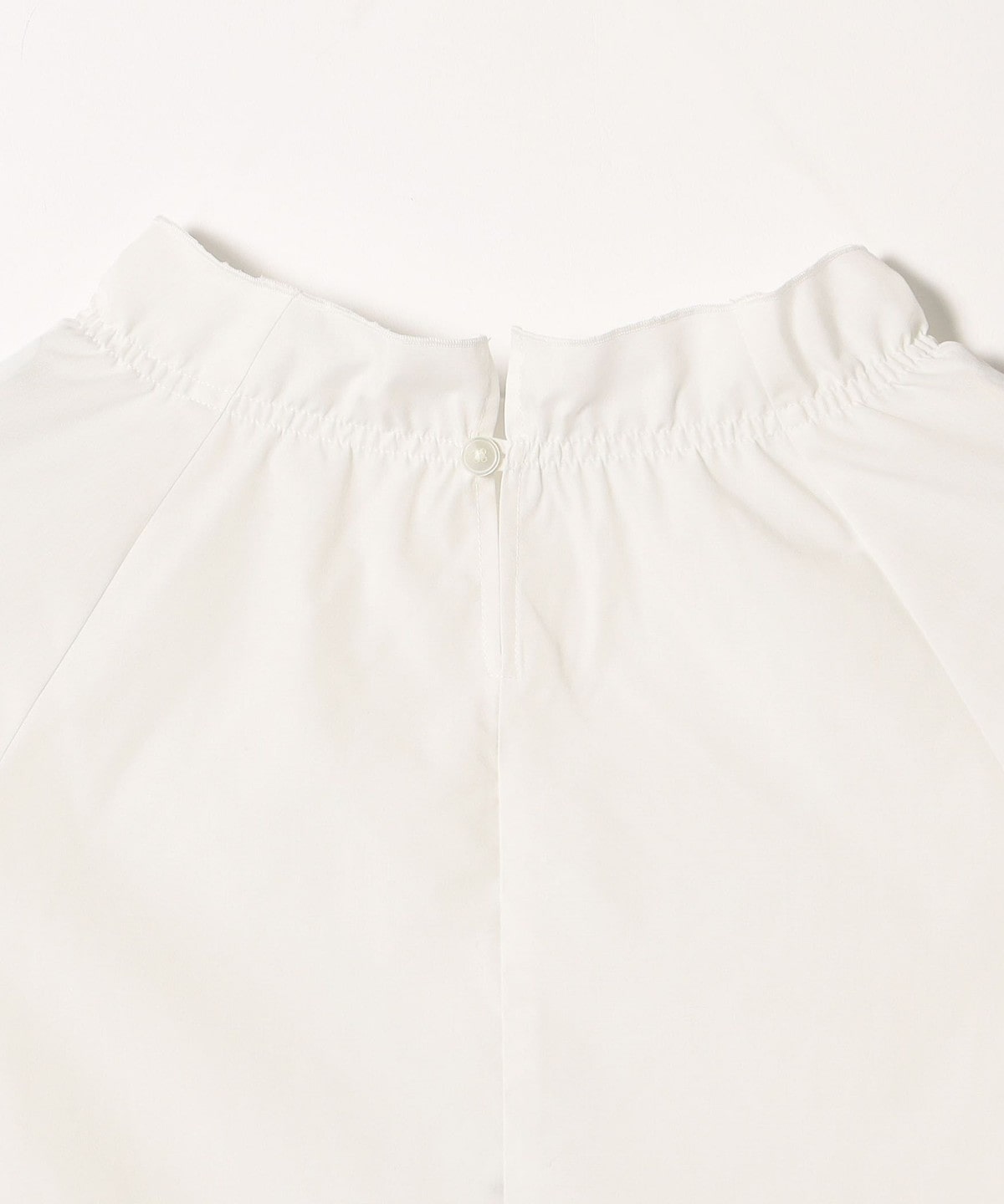 SHIPS any:〈洗濯機可能〉REPREVE ポイント フリル ブラウス