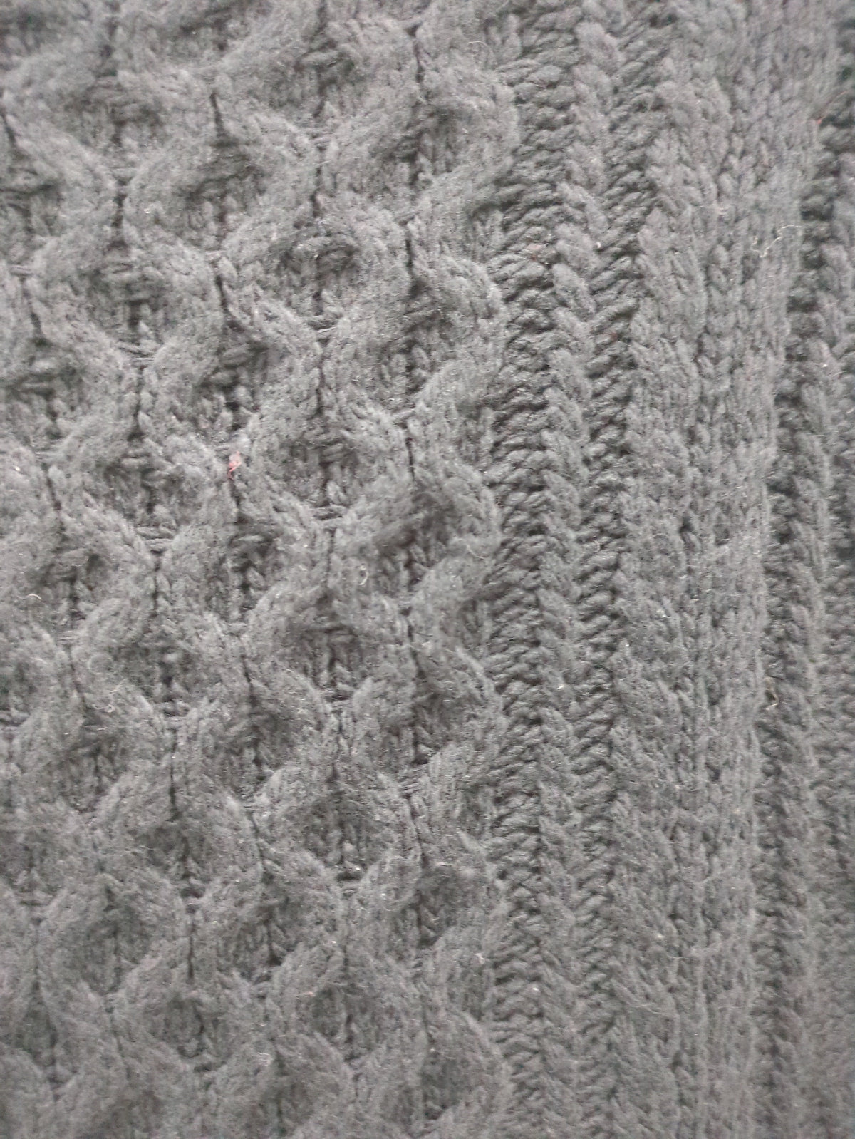 23:BILKY CABLE VEST