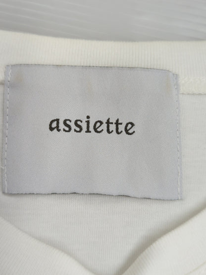 assiette:サイドスリットプルオーバー