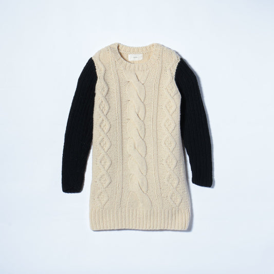 WJKW:HAND KNITTED OP