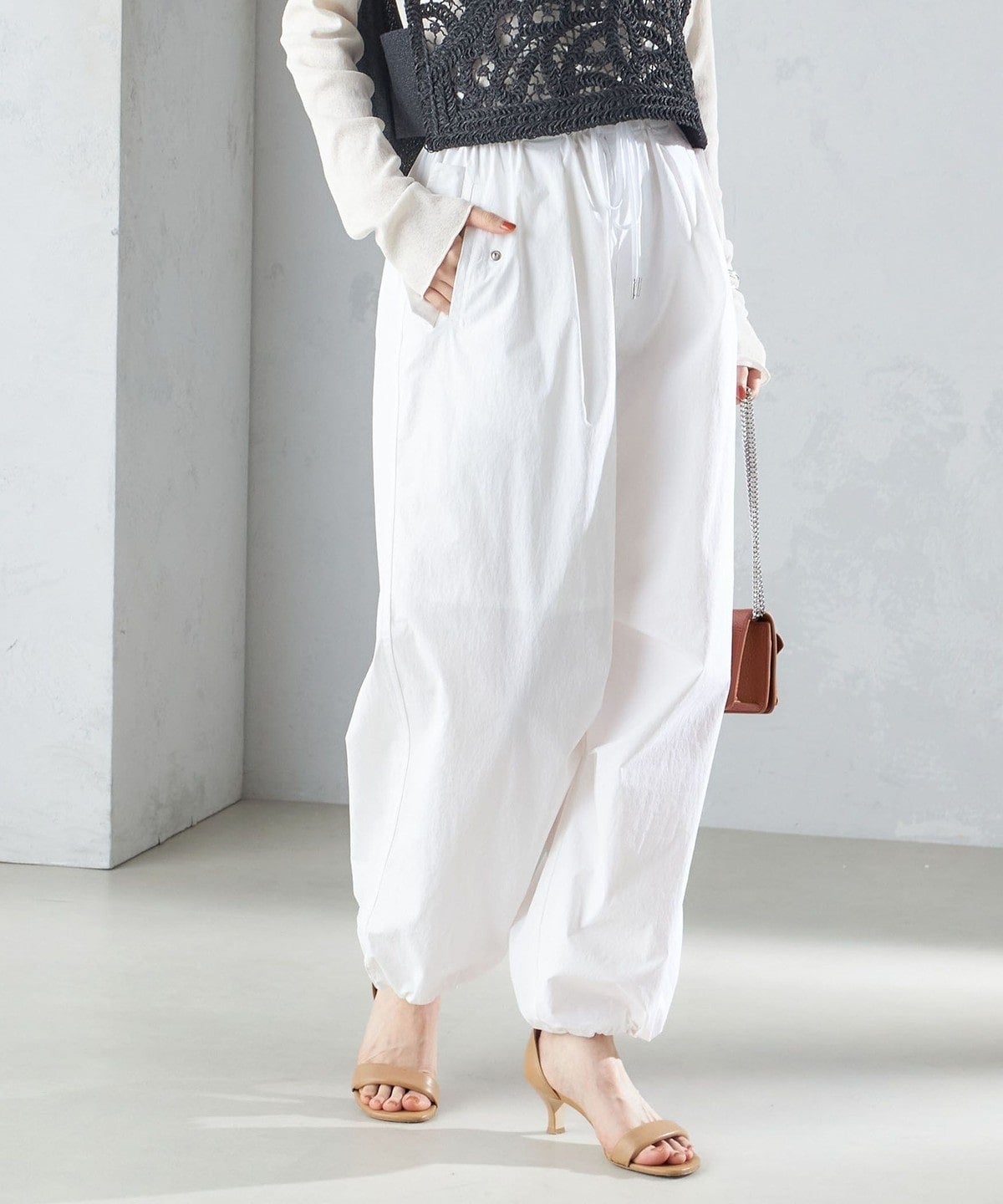 〈手洗い可能〉裾ドロスト ナイロン カーゴ パンツ