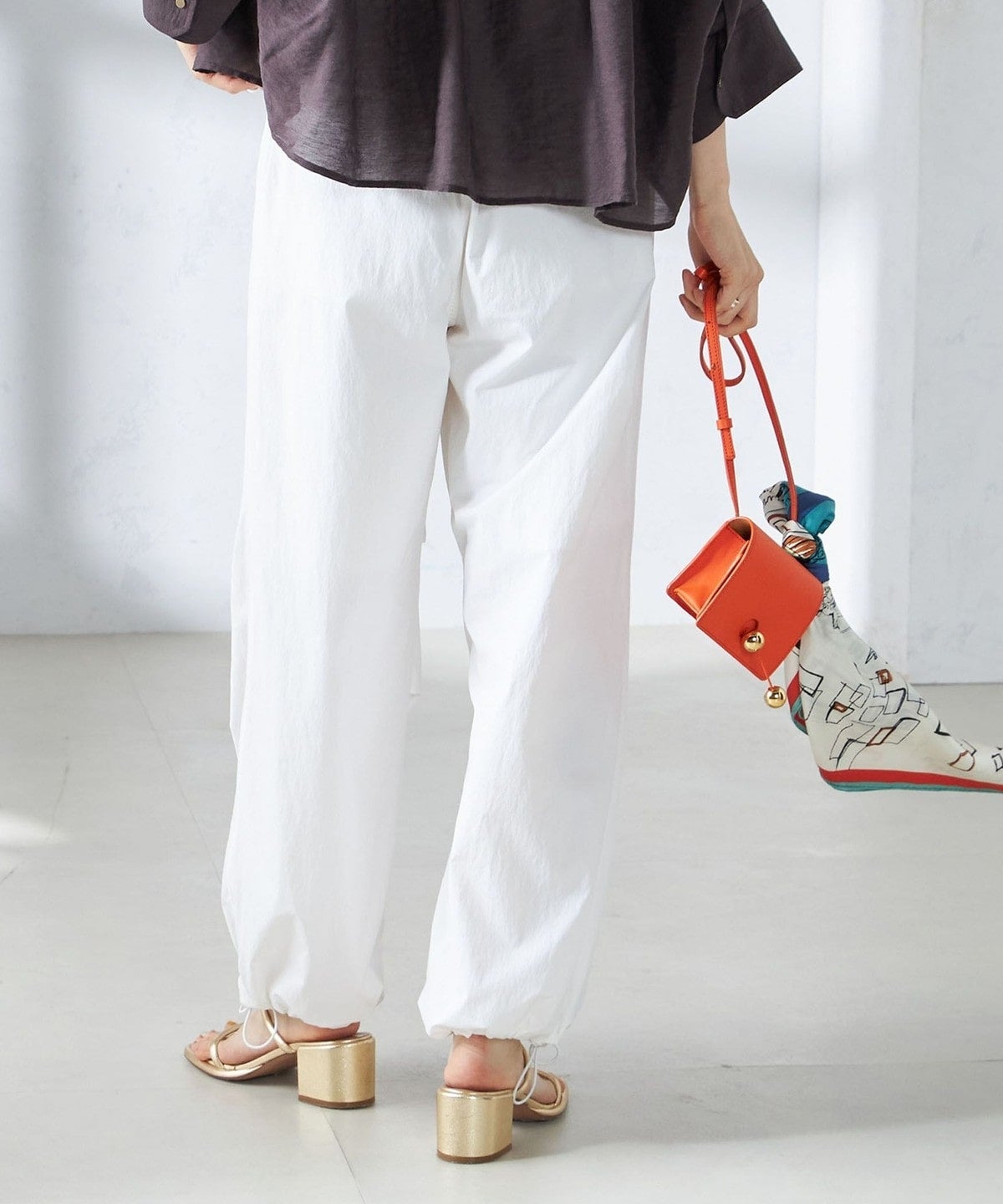 〈手洗い可能〉裾ドロスト ナイロン カーゴ パンツ