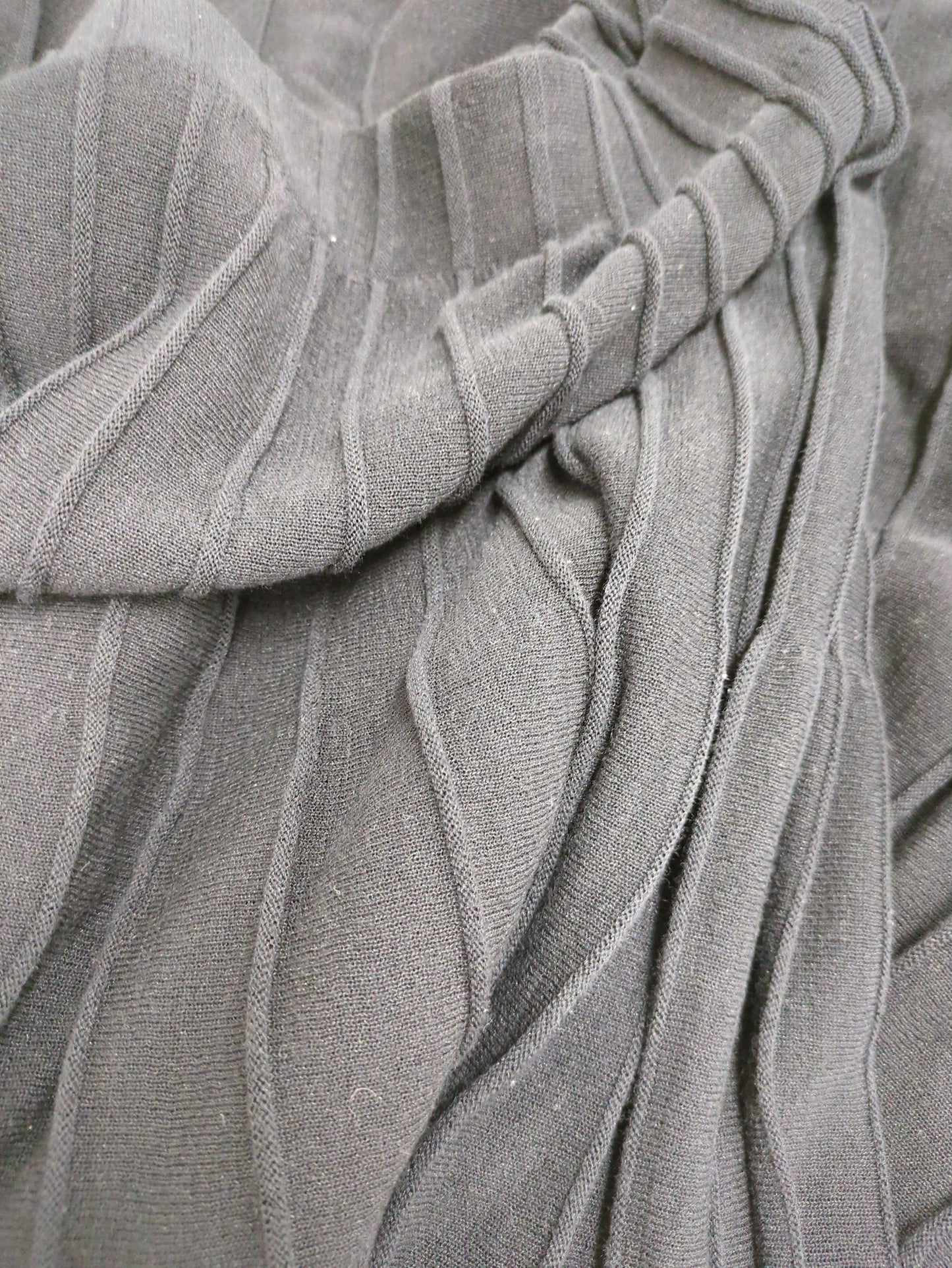 PrimaryNavyLabel:プリーツニットスカート