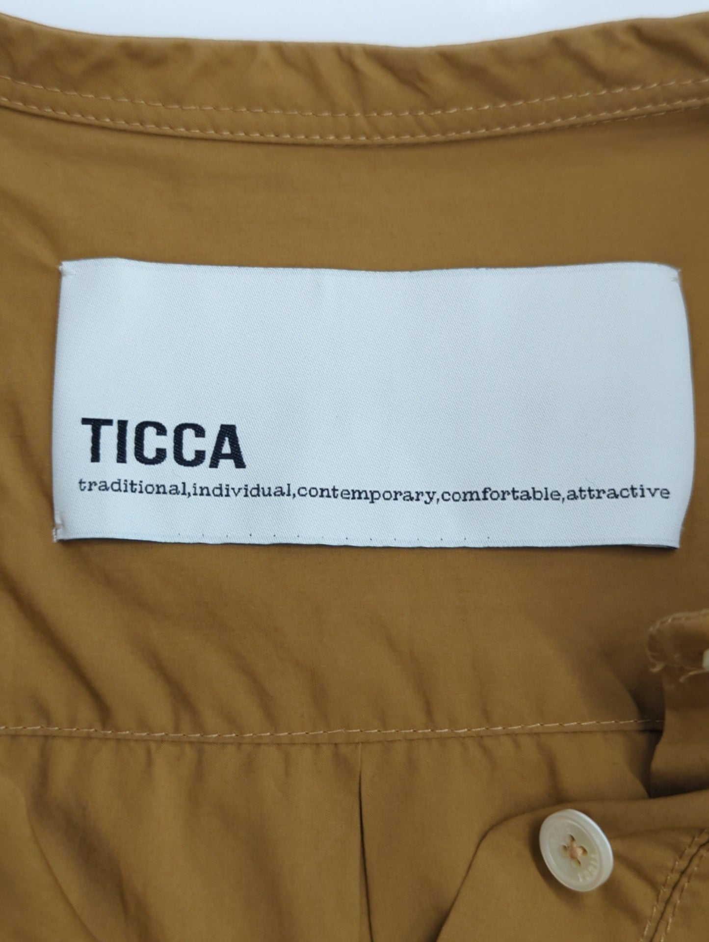 TICCA:ビブヨークシャツ